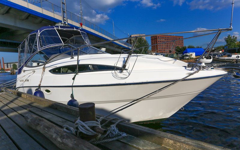 Bayliner245_01