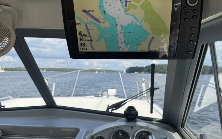 Bayliner246Discovery_06