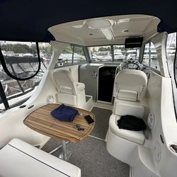 Bayliner246Discovery_08