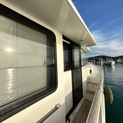 Beneteau_Swift_Trawler44_13