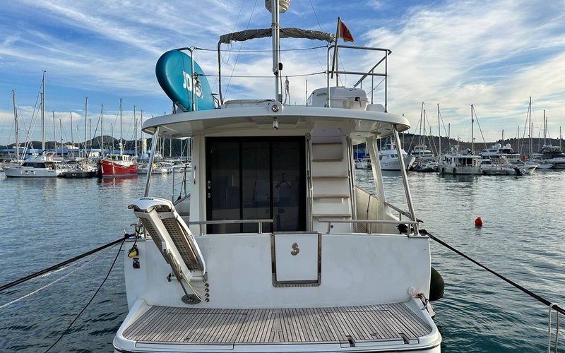 Beneteau_Swift_Trawler44_3