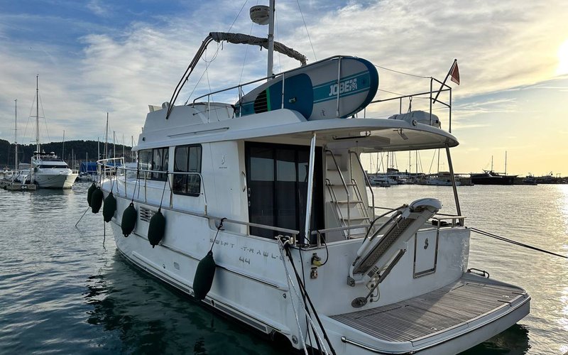 Beneteau_Swift_Trawler44_4