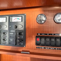 Beneteau_Swift_Trawler44_47