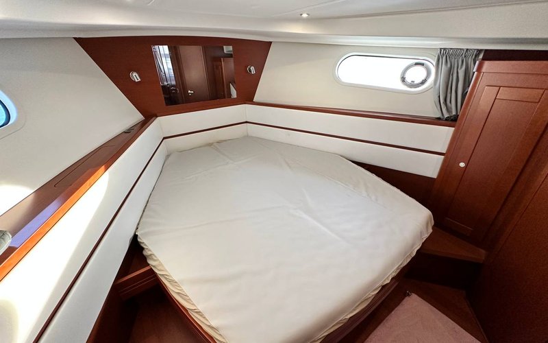 Beneteau_Swift_Trawler44_57